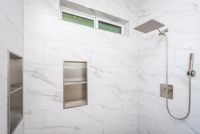 $3,950 | 3946 3rd Avenue, Sacramento, CA 95817