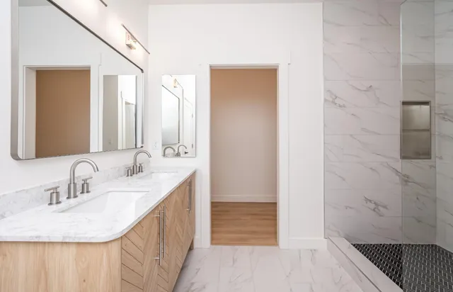 $3,950 | 3946 3rd Avenue, Sacramento, CA 95817