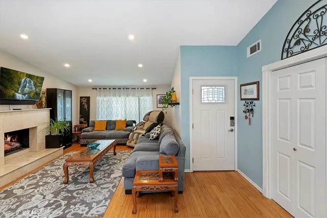 $1,009,000 | 9430 True Avenue, Downey, CA 90240