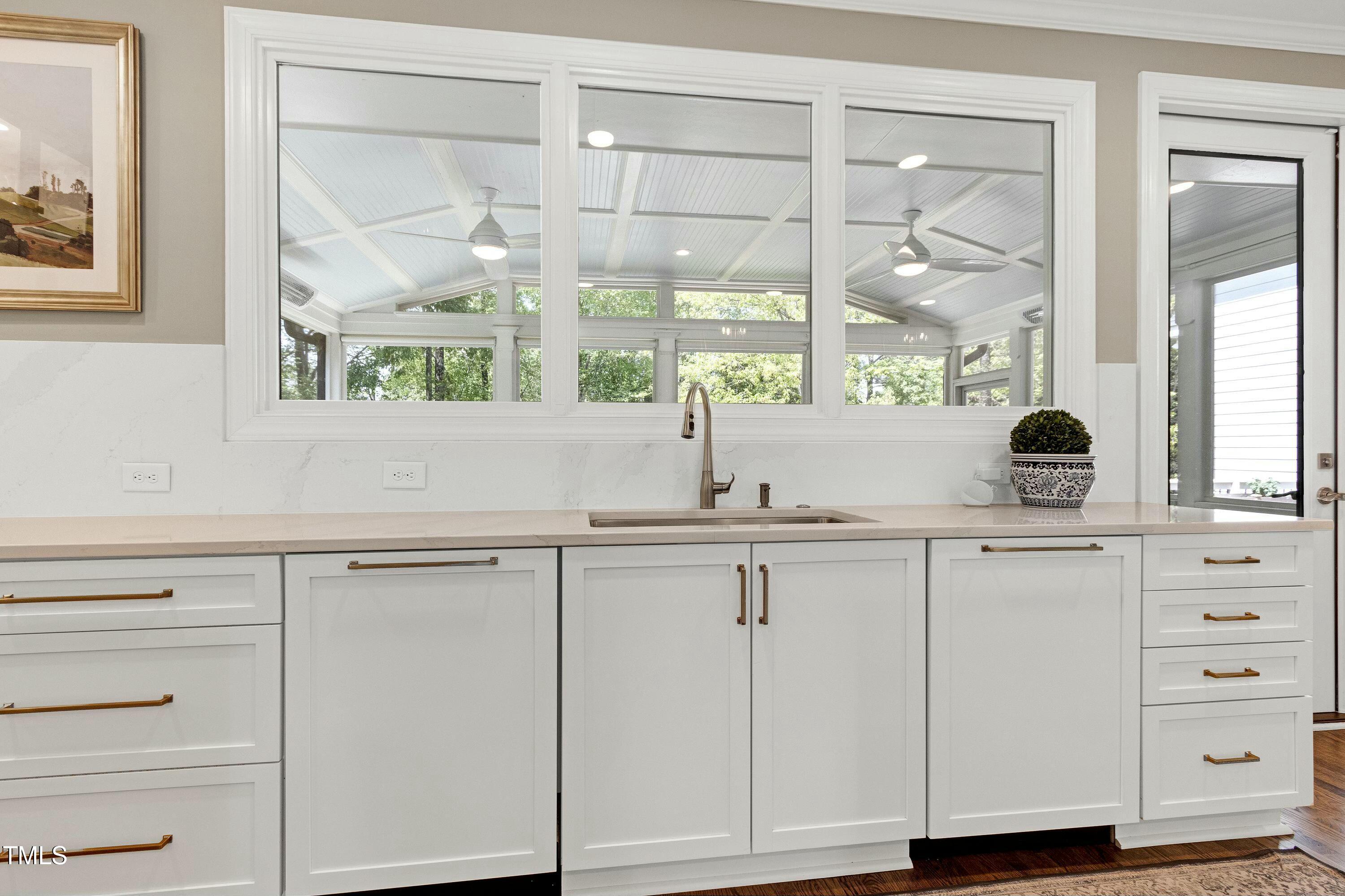 111 Finnway Lane Cary, NC 27519 - Photo 9 of 68 tempImageruDBVg