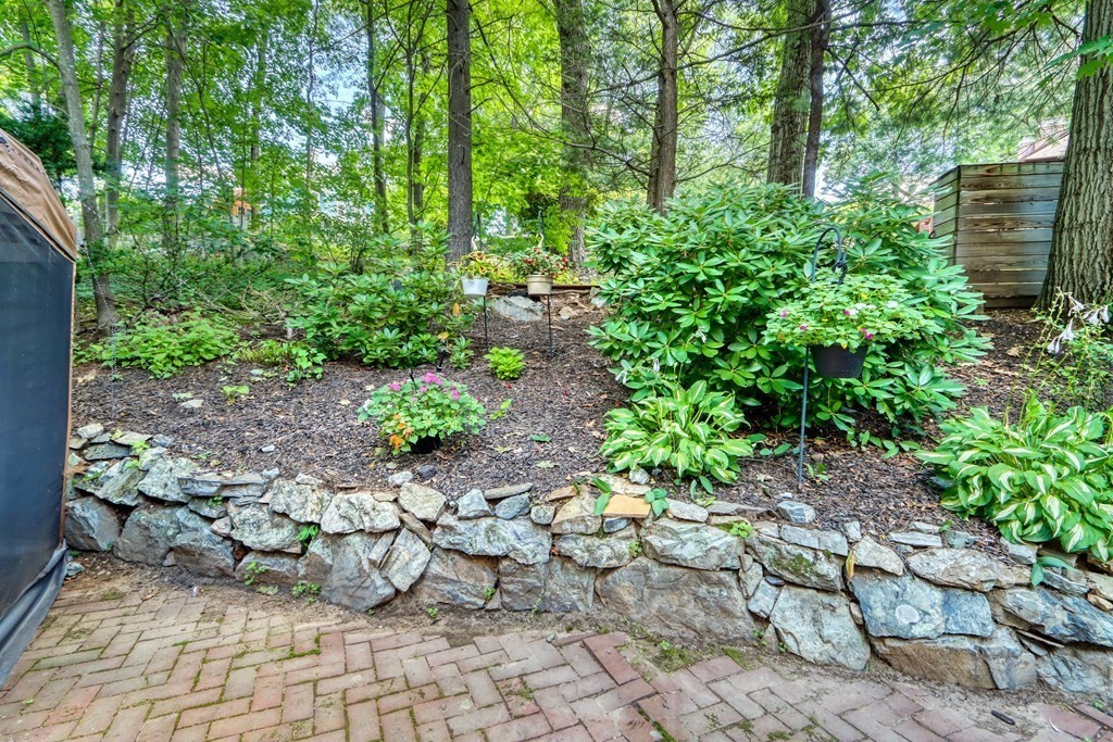 55 Pilgrim Road Stoneham, MA 02180 - Photo 29 of 34 Gallery Image 29