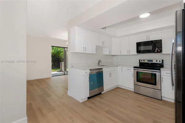 $2,700 | 11125 Southwest 132nd Court, Unit 92, Miami, FL 33186