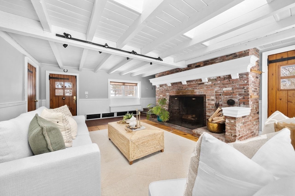 164 Main Street Norwell, MA 02061 - Photo 3 of 42