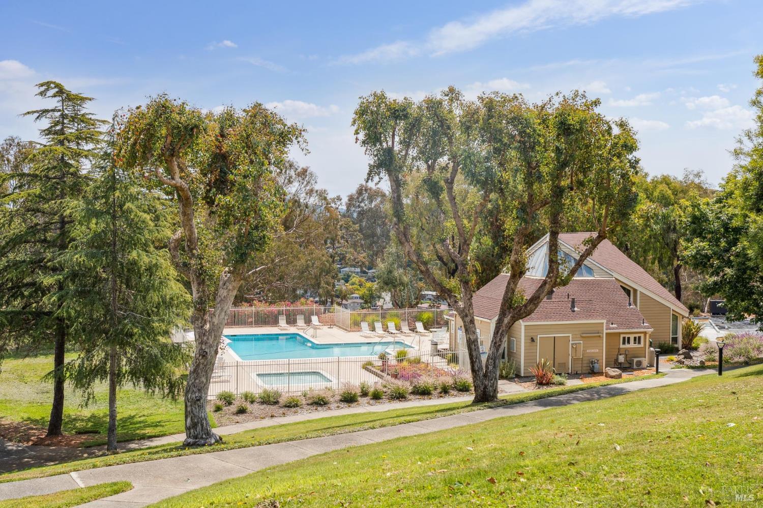 3 Fielding Circle Mill Valley, CA 94941 - Photo 24 of 36