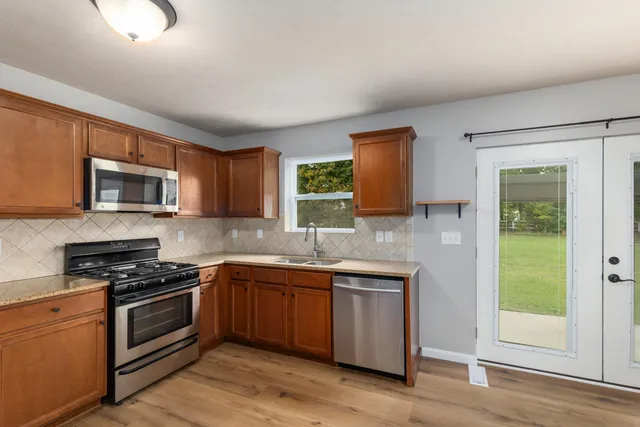 $362,500 | 24537 Brownstone Boulevard, Mattawan, MI 49071