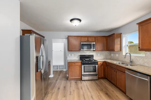 $362,500 | 24537 Brownstone Boulevard, Mattawan, MI 49071