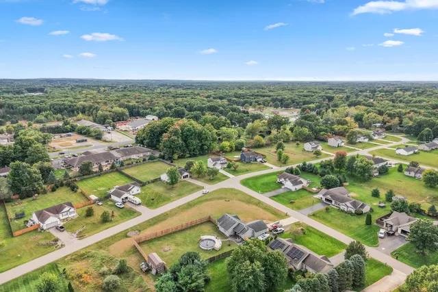 $362,500 | 24537 Brownstone Boulevard, Mattawan, MI 49071