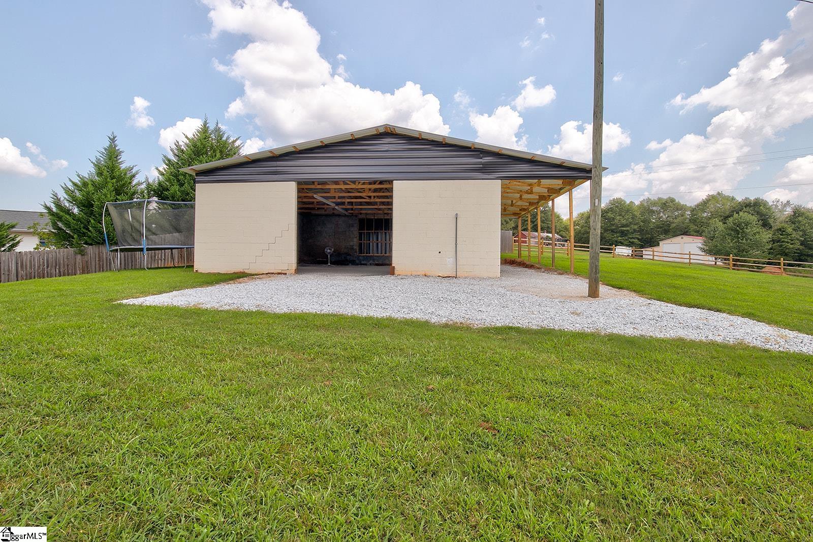 399 Old Farrs Bridge Road Greenville, SC 29611 - Photo 29 of 35 Gallery Image 29