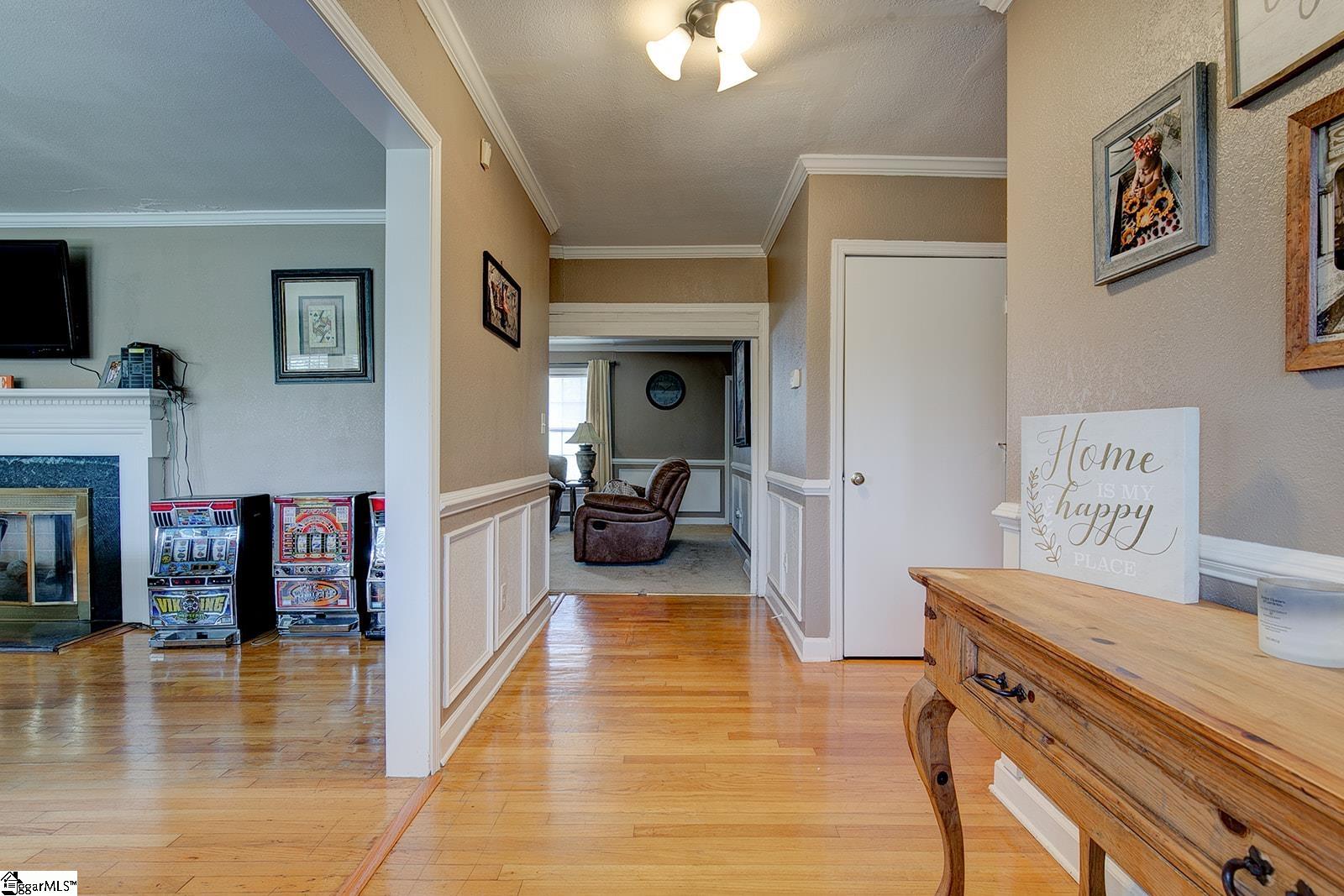 399 Old Farrs Bridge Road Greenville, SC 29611 - Photo 6 of 35 Gallery Image 6
