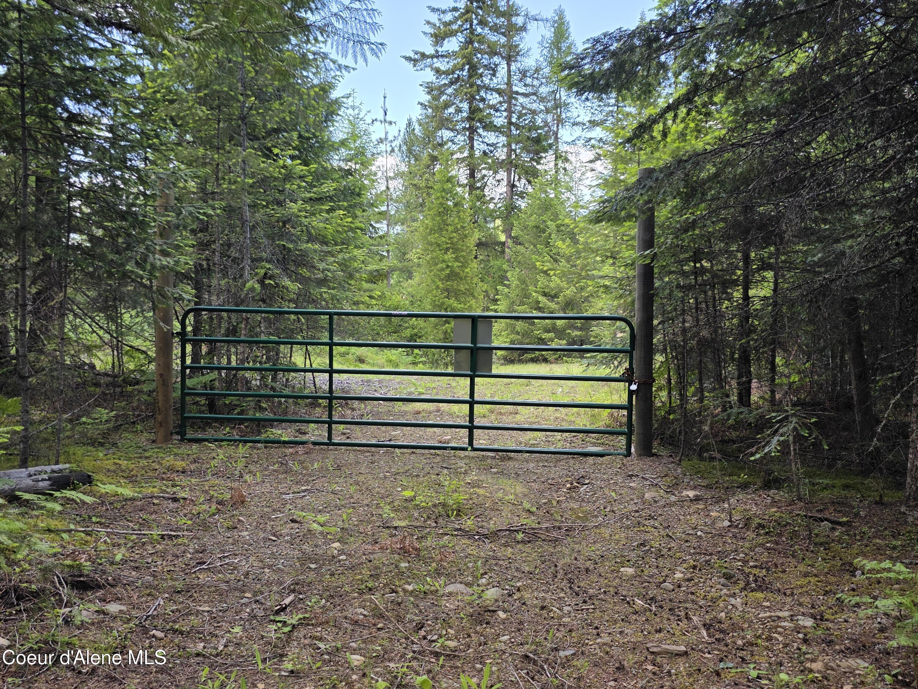 5784 River Road Clark Fork, ID 83811 - Photo 31 of 38 Perimeter gate