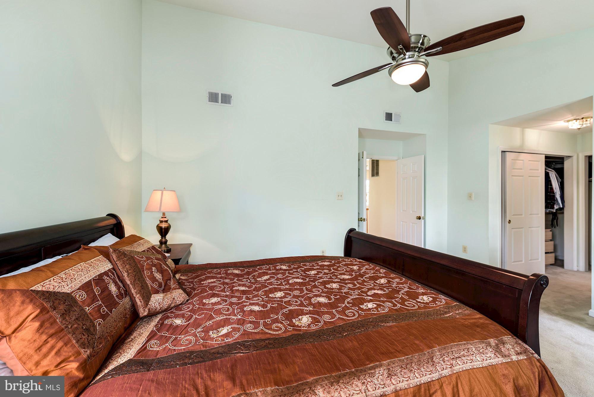 18911 Lindenhouse Road Gaithersburg, MD 20879 - Photo 23 of 45 Gallery Image 23