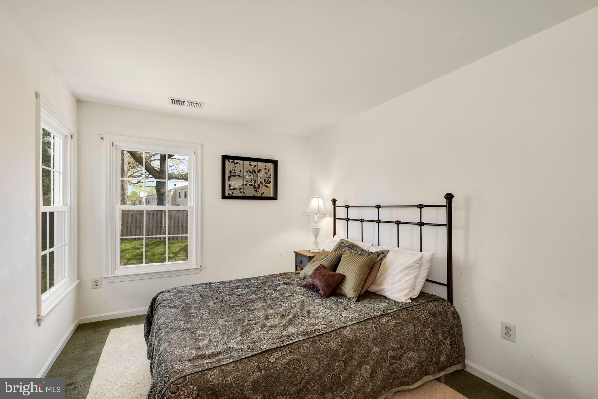 18911 Lindenhouse Road Gaithersburg, MD 20879 - Photo 29 of 45 Gallery Image 29