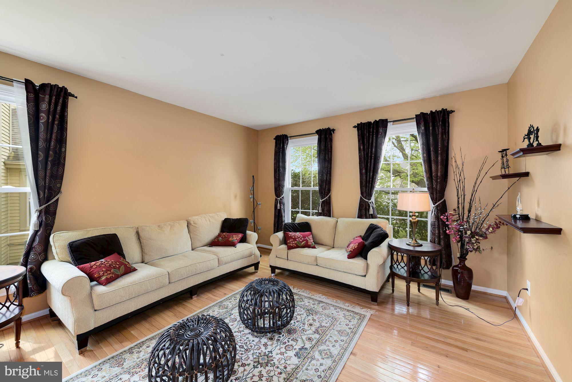 18911 Lindenhouse Road Gaithersburg, MD 20879 - Photo 7 of 45 Gallery Image 7