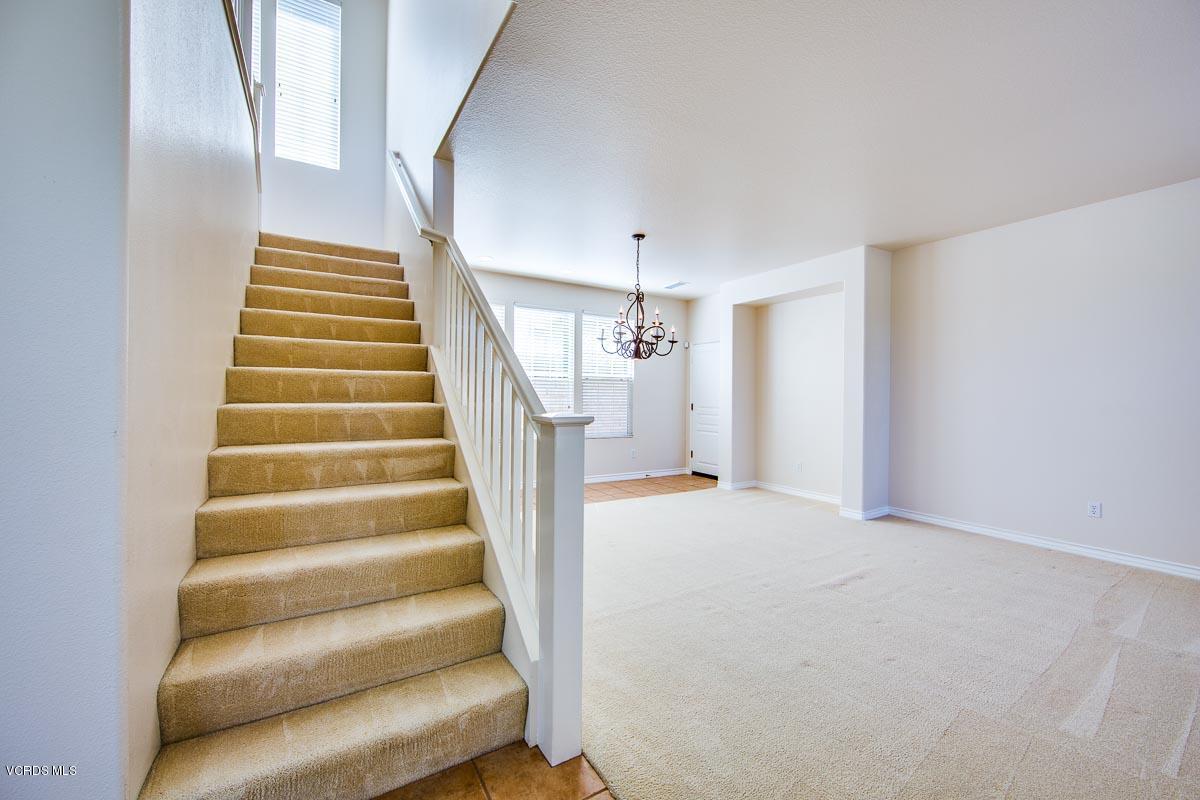 194 Park Hill Road Simi Valley, CA 93065 - Photo 15 of 45 194-2ParkHill-1