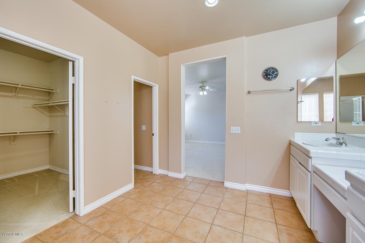 194 Park Hill Road Simi Valley, CA 93065 - Photo 43 of 45 194-2ParkHill-28
