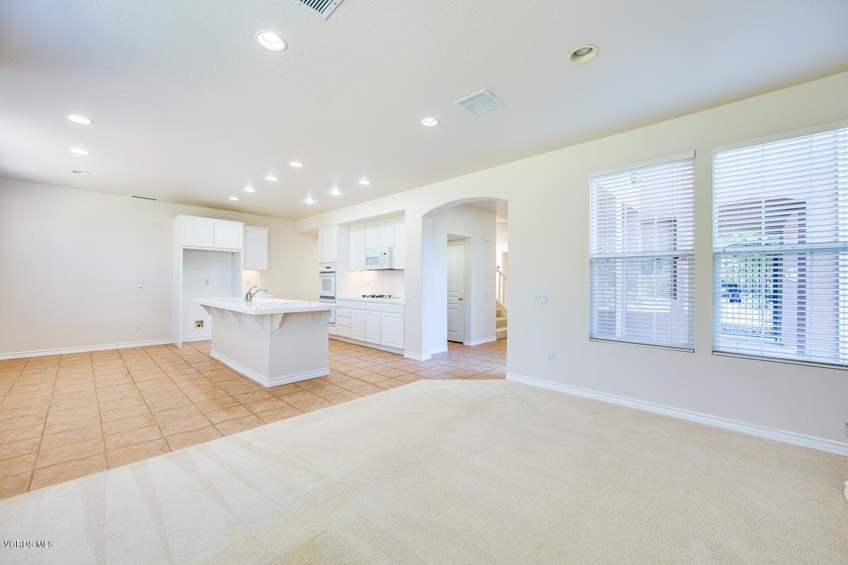 194 Park Hill Road Simi Valley, CA 93065 - Photo 7 of 45 194-2ParkHill-13