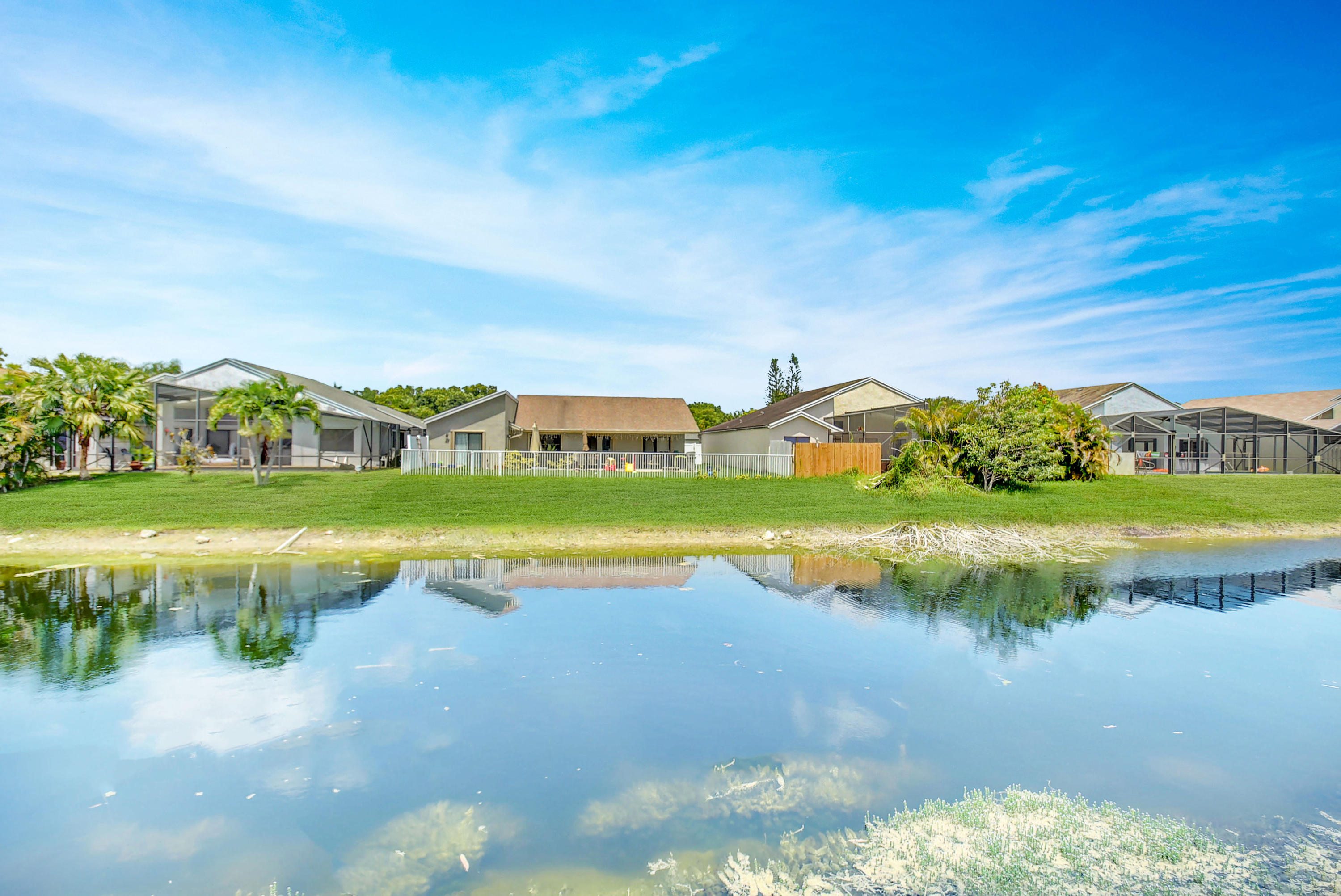 21050 Rustlewood Avenue Boca Raton, FL 33428 - Photo 35 of 44 Waterfront
