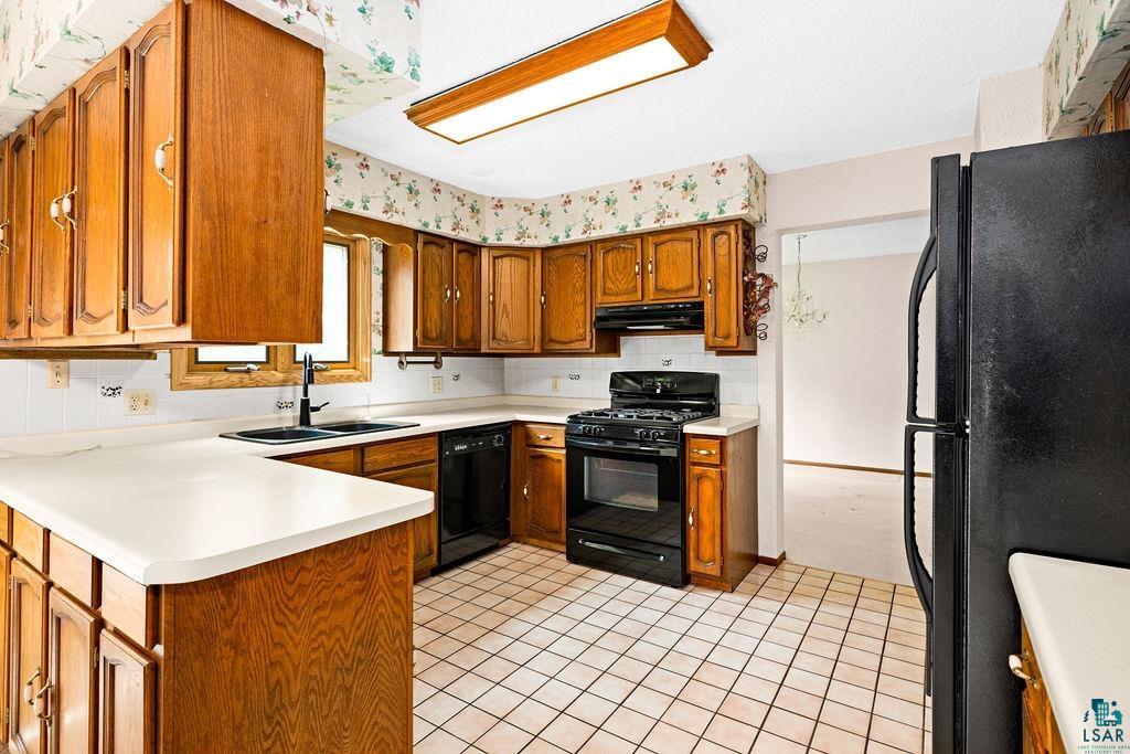 52 Highgate Street Superior, WI 54880 - Photo 6 of 26 Gallery Image 6