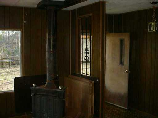 577 Fish Hatchery Road Forest Hill, LA 71430 - Photo 4 of 9 Gallery Image 4