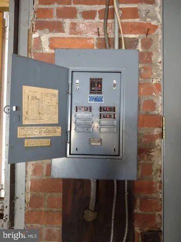 a close view of door lock