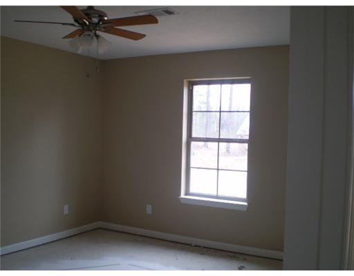1092 East Meade Road Pollock, LA 71467 - Photo 8 of 15 Gallery Image 8