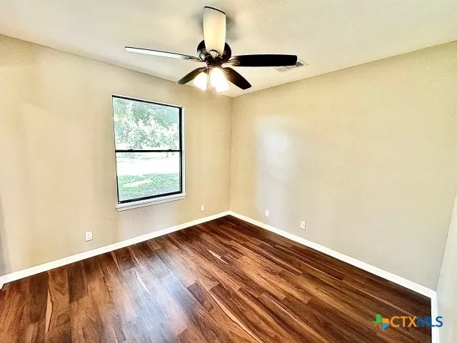 $379,900 | 505 North 16th St Port, Port O'Connor, TX 77982