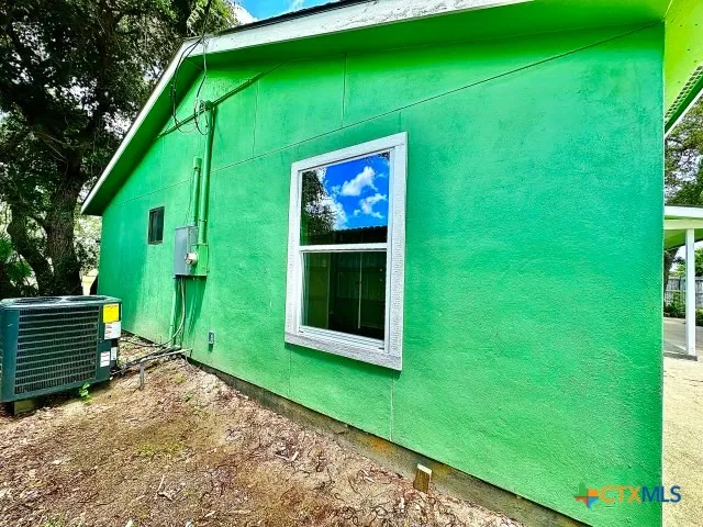 $379,900 | 505 North 16th St Port, Port O'Connor, TX 77982