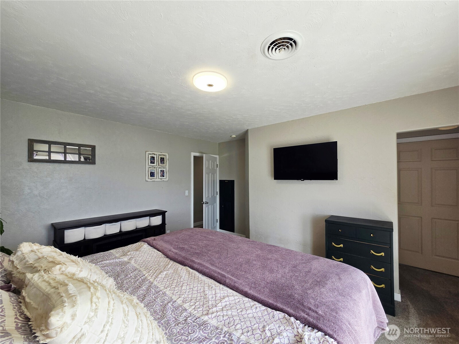 2360 Elgin Road Northeast Moses Lake, WA 98837 - Photo 17 of 40