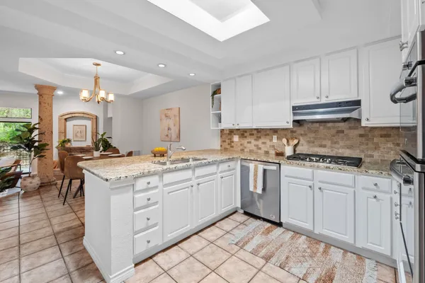 $2,995 | 1000 Liberty Park Drive, Unit 205, Austin, TX 78746