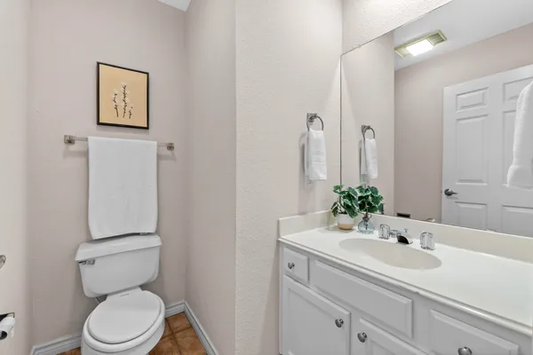 $2,995 | 1000 Liberty Park Drive, Unit 205, Austin, TX 78746