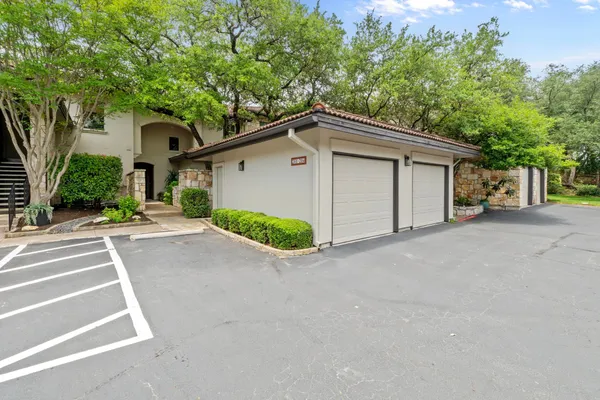 $2,995 | 1000 Liberty Park Drive, Unit 205, Austin, TX 78746