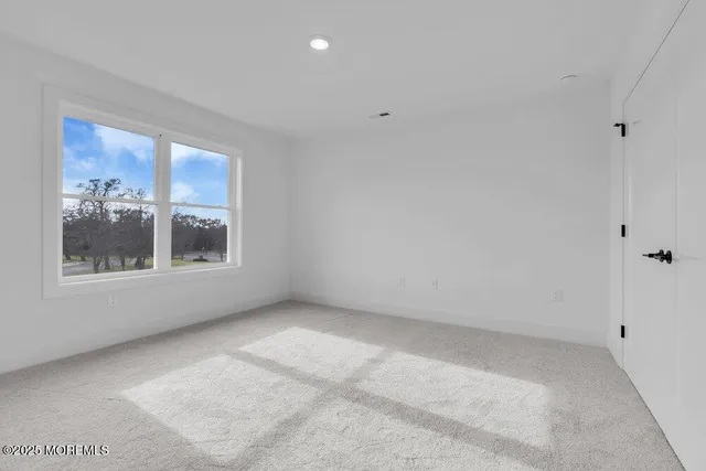 $1,150,000 | 122 Arch Way, Toms River, NJ 08755