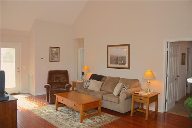202 Arabian Lane Springfield, TN 37172 - Photo 4 of 18 Gallery Image 4