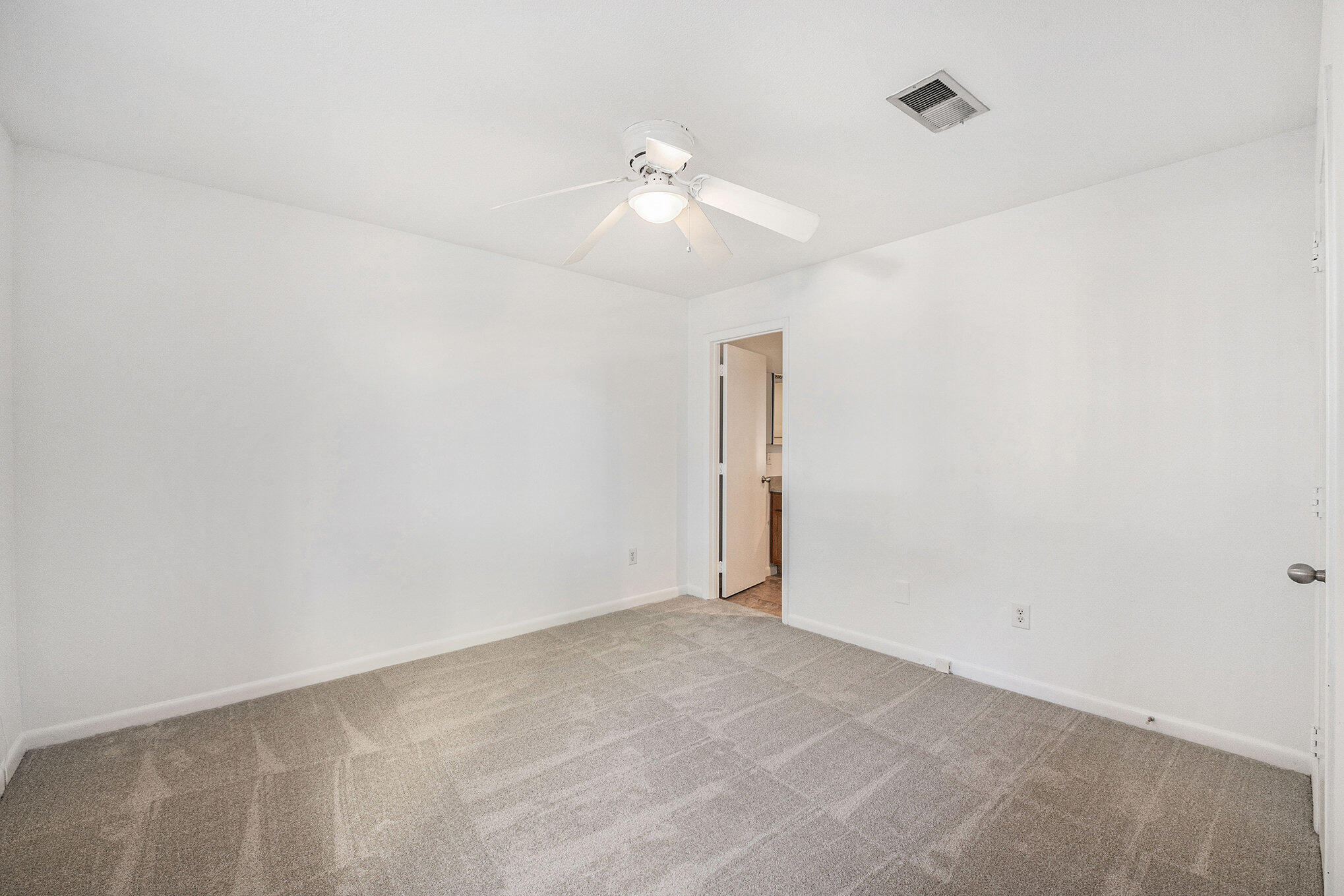 272 Alexandra Drive, Unit 2 Mount Pleasant, SC 29464 - Photo 11 of 27 Bedroom 1 to on suite