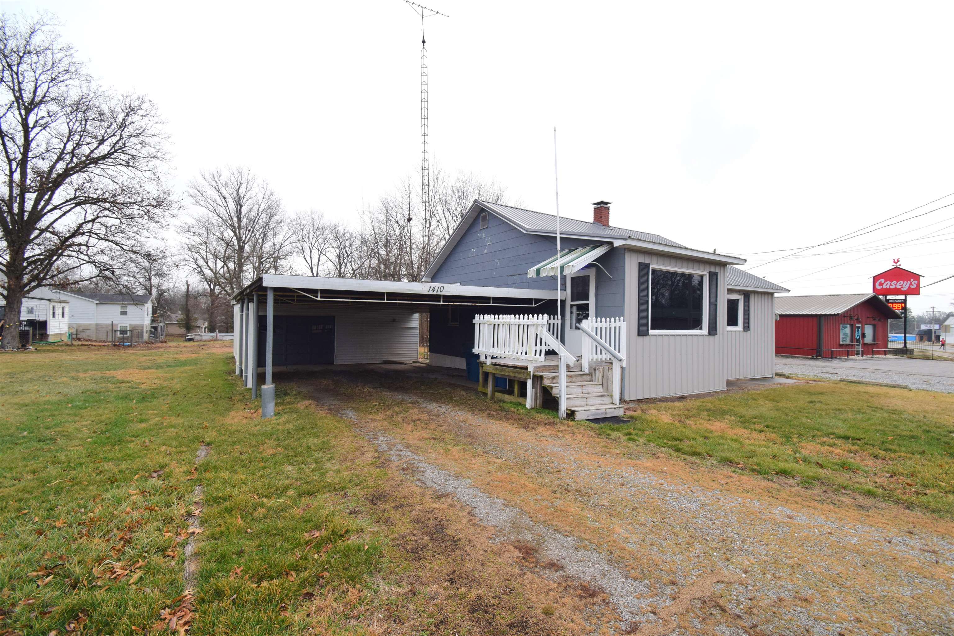 1410 Salem Road Mount Vernon, IL 62864 - Photo 2 of 12