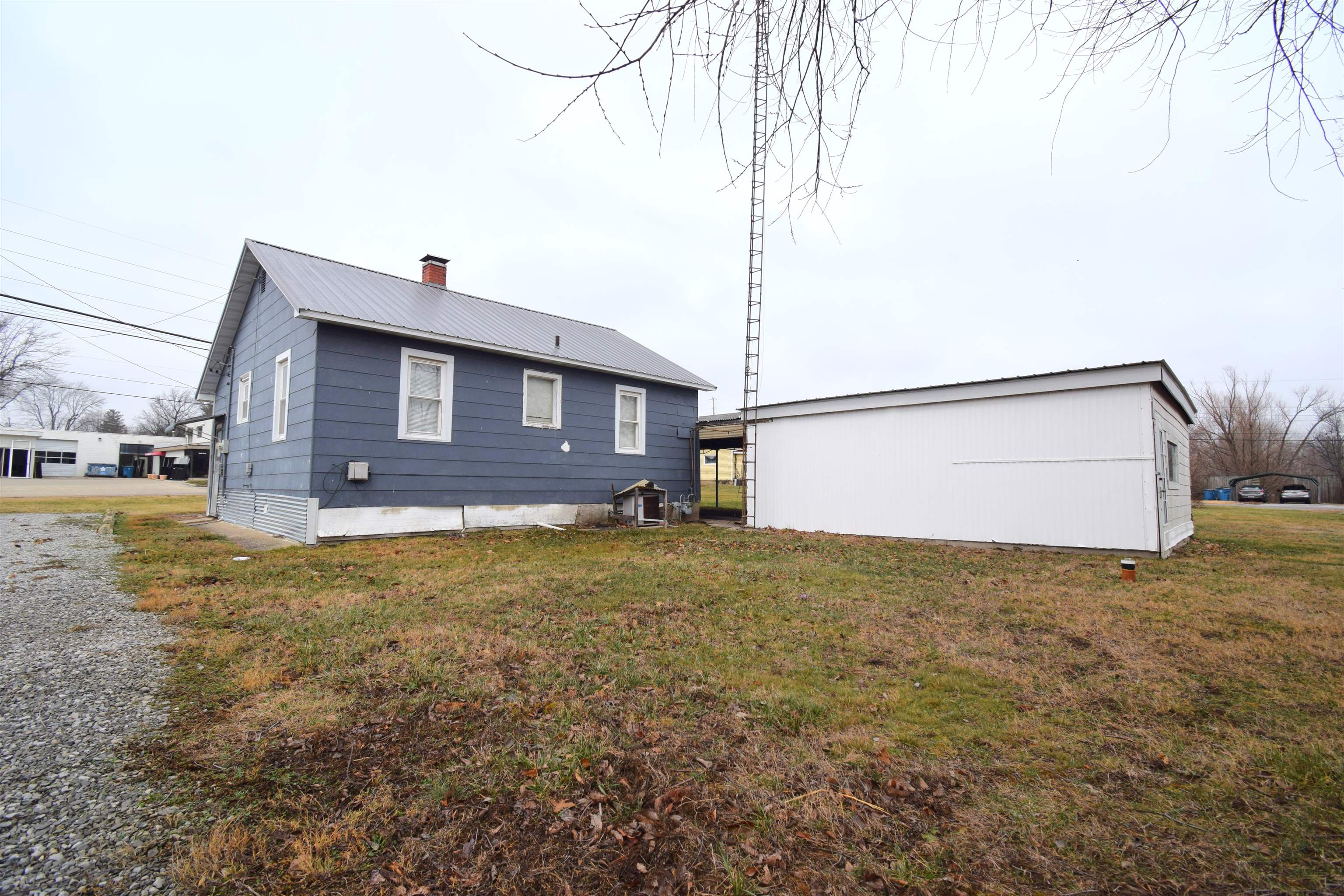 1410 Salem Road Mount Vernon, IL 62864 - Photo 3 of 12