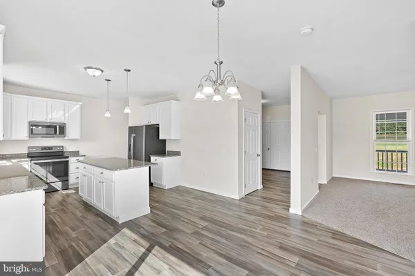 $3,000 | 100 Holiday Court, Front Royal, VA 22630