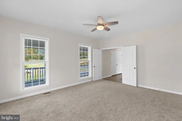 $3,000 | 100 Holiday Court, Front Royal, VA 22630