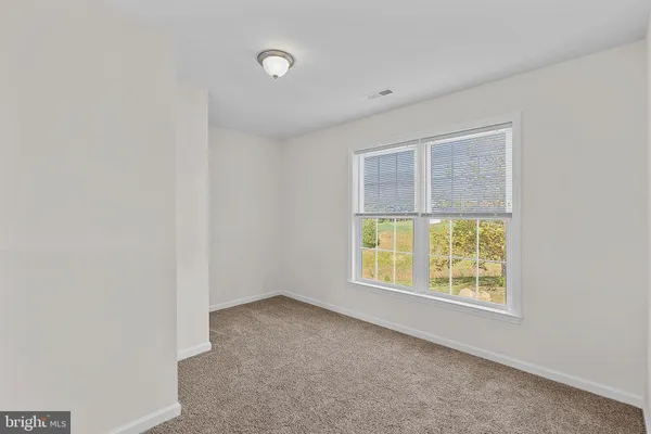 $3,000 | 100 Holiday Court, Front Royal, VA 22630