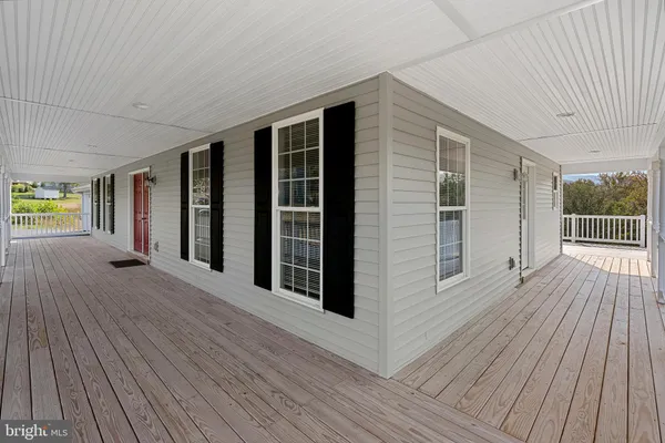 $3,000 | 100 Holiday Court, Front Royal, VA 22630