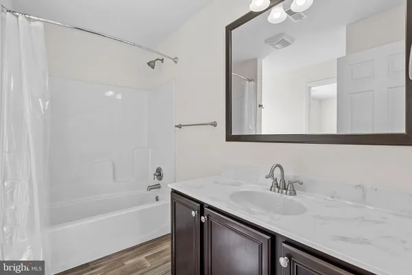 $3,000 | 100 Holiday Court, Front Royal, VA 22630