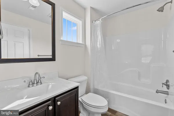 $3,000 | 100 Holiday Court, Front Royal, VA 22630