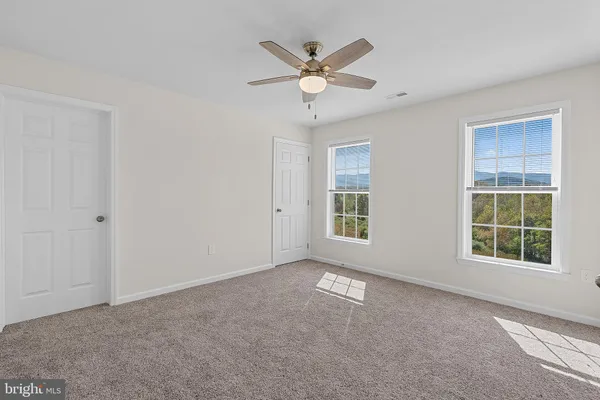 $3,000 | 100 Holiday Court, Front Royal, VA 22630