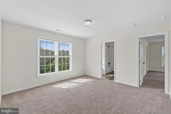 $3,000 | 100 Holiday Court, Front Royal, VA 22630