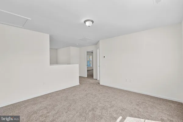 $3,000 | 100 Holiday Court, Front Royal, VA 22630