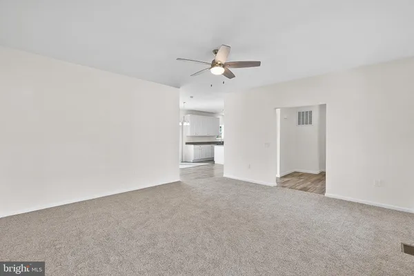 $3,000 | 100 Holiday Court, Front Royal, VA 22630