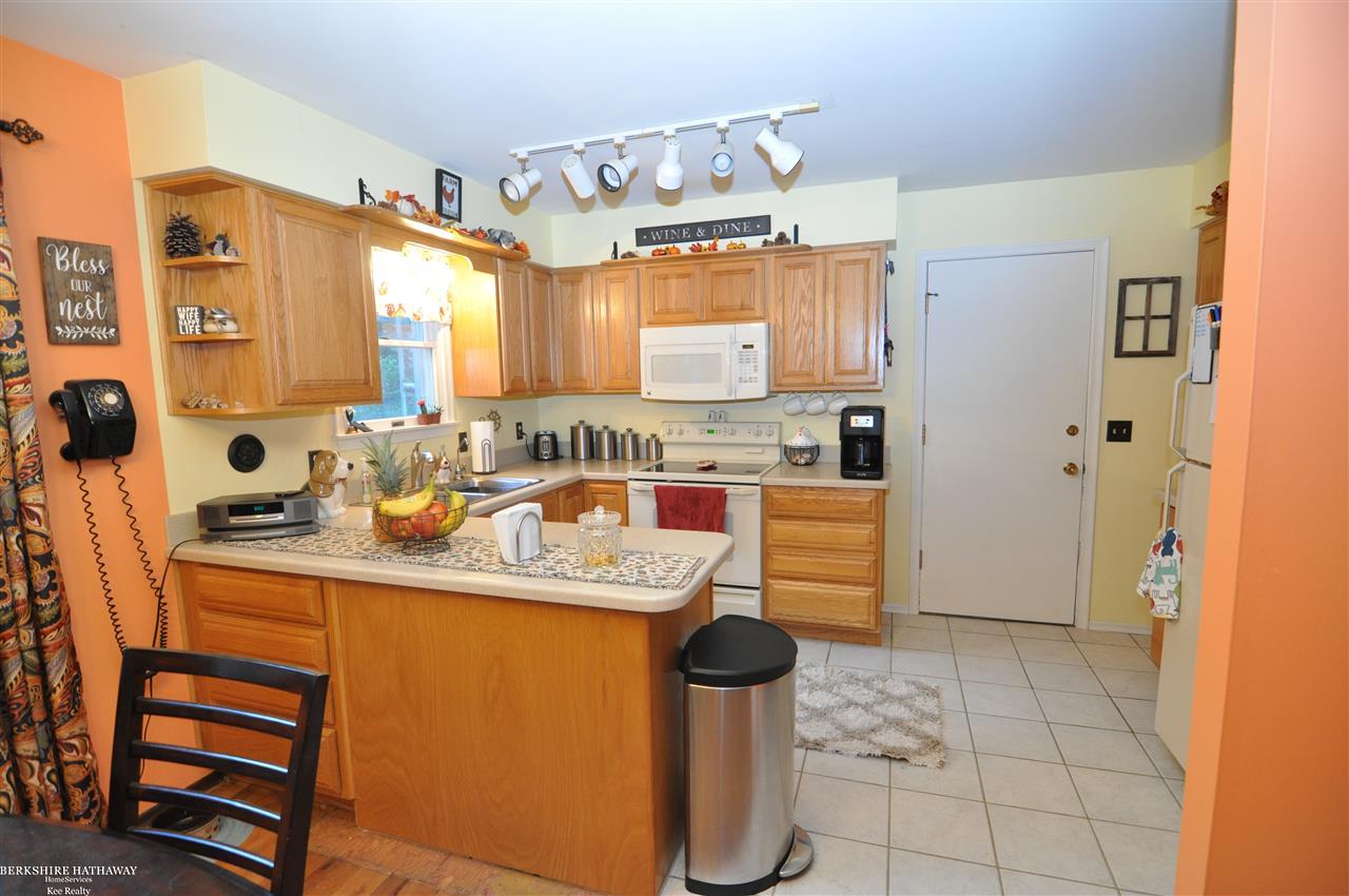 6210 Klam Road Otter Lake, MI 48464 - Photo 3 of 20 50008409-2.JPG