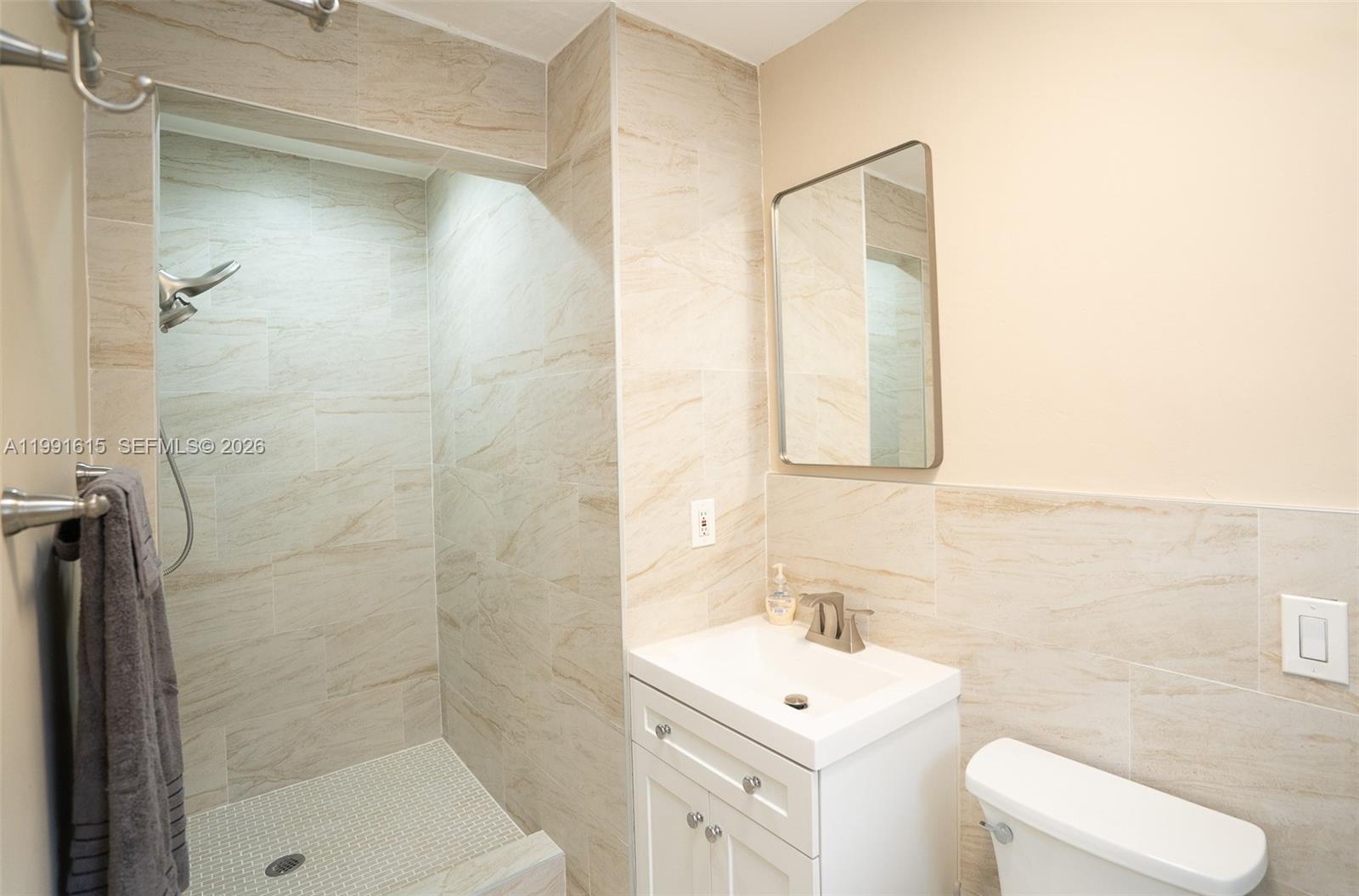 2230 Southwest 60th Court Miami, FL 33155 - Photo 33 of 35