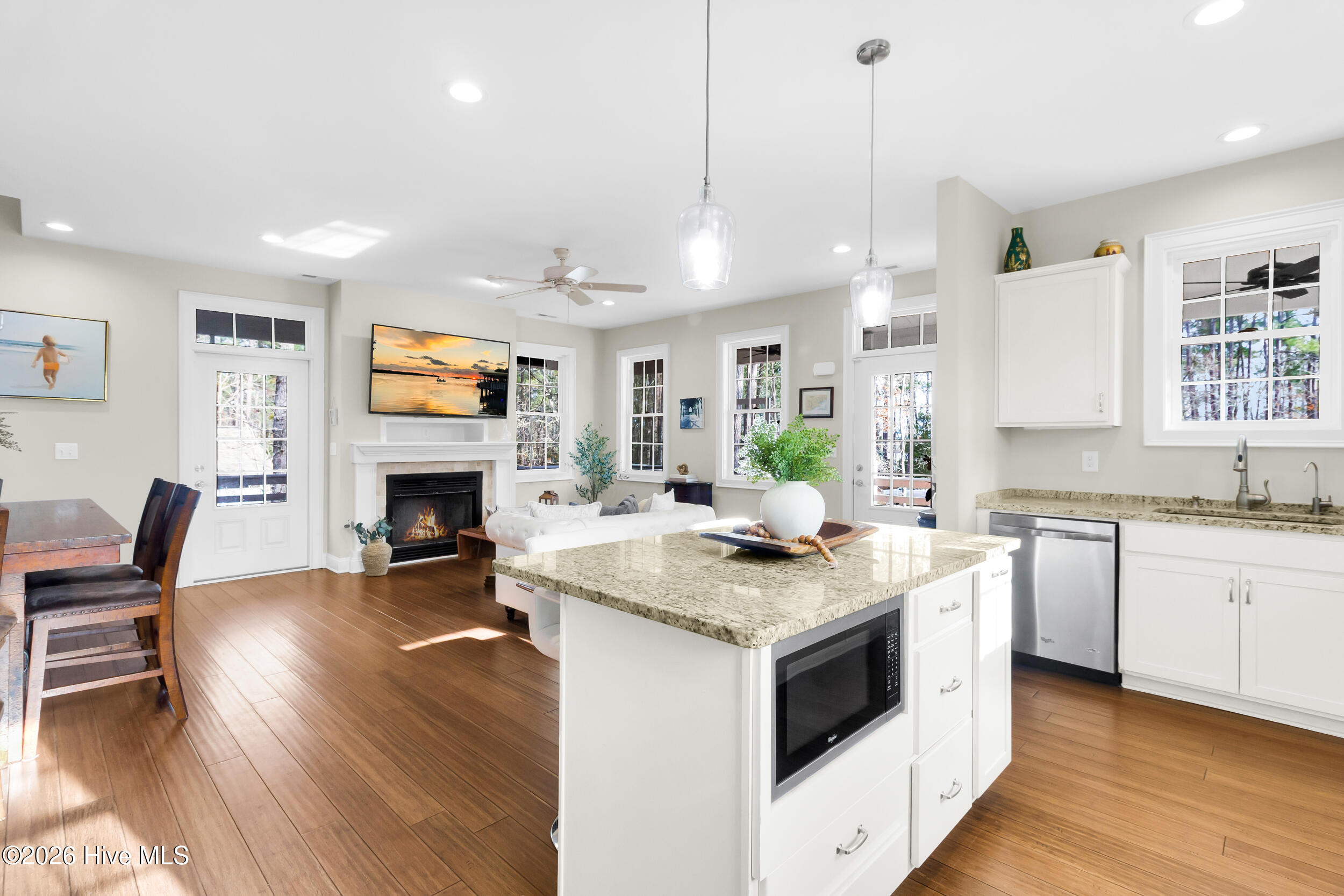 61 Spinnaker Point Road North Oriental, NC 28571 - Photo 17 of 49 Kitchen