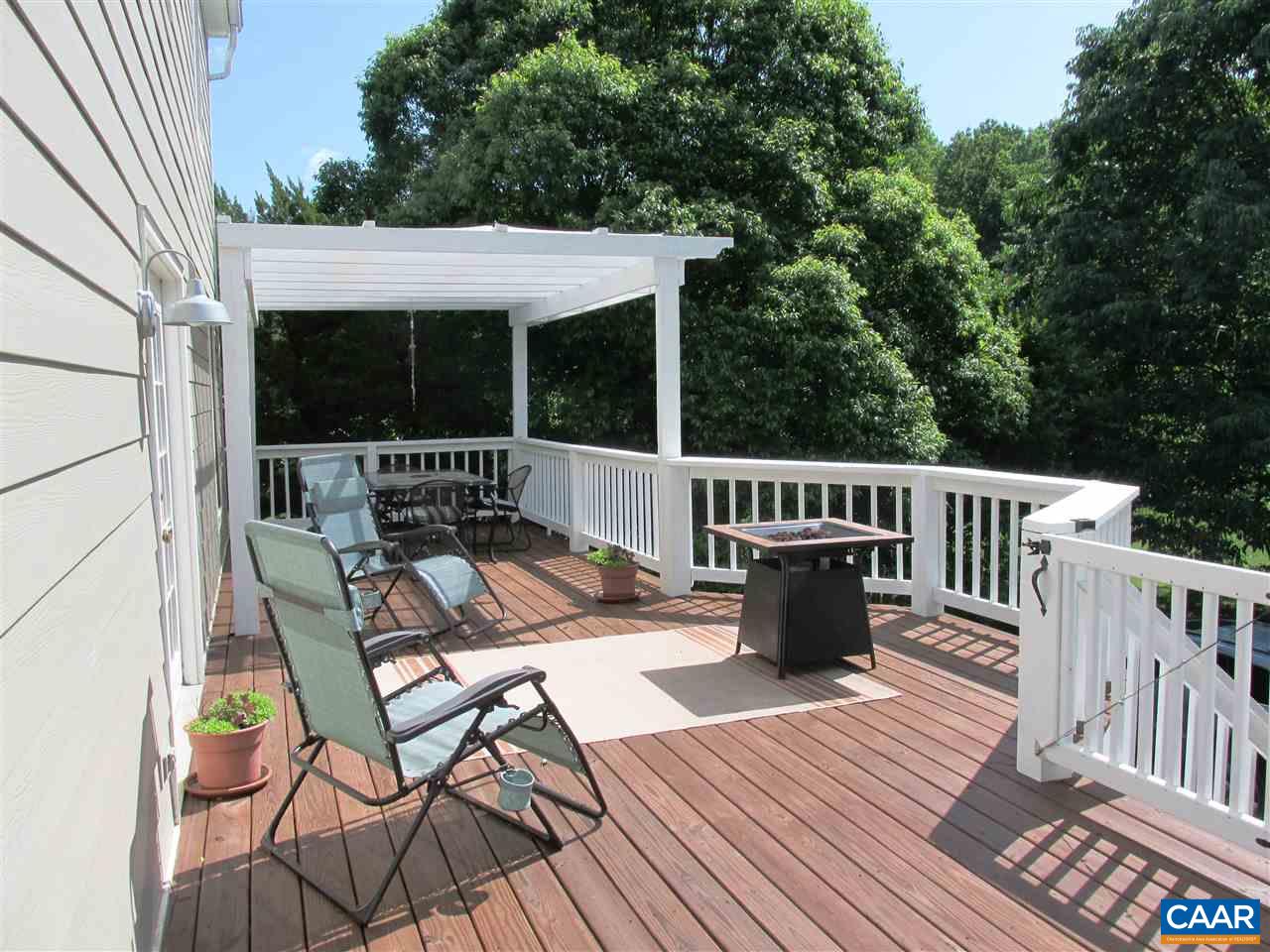 2704 Huntington Road Charlottesville, VA 22901 - Photo 15 of 42 a view of sitting area with furniture